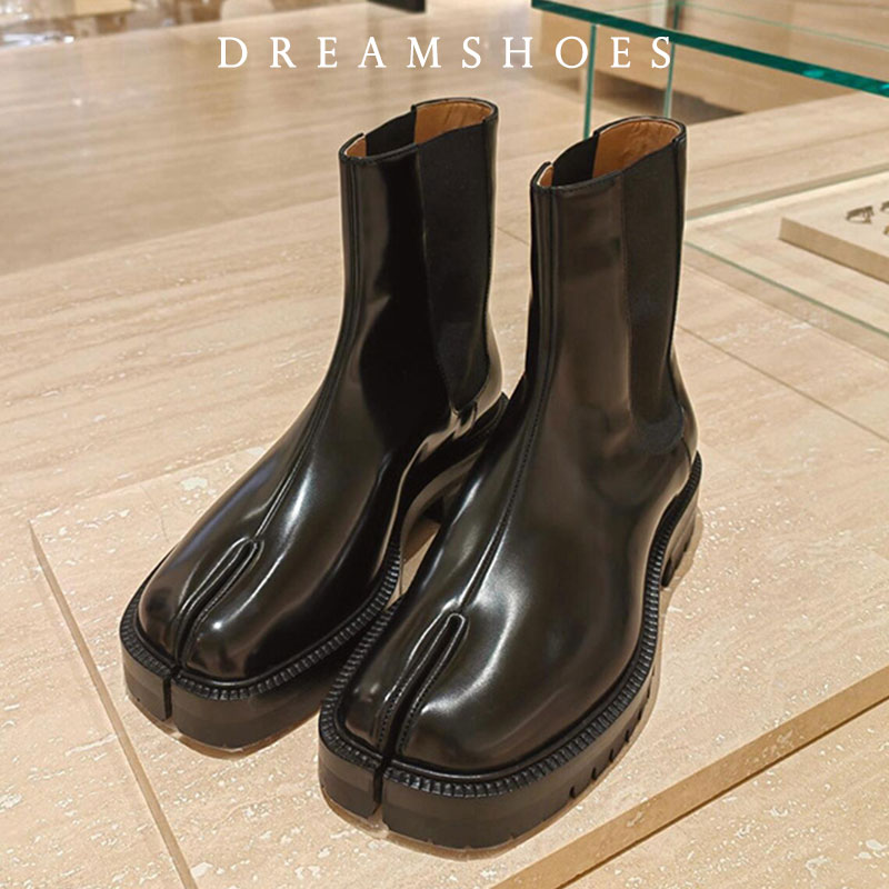 Suede Ankle Boot - 2026 レトロ スプリットトゥ アンクルブーツ パテントレザーシューズ タビ