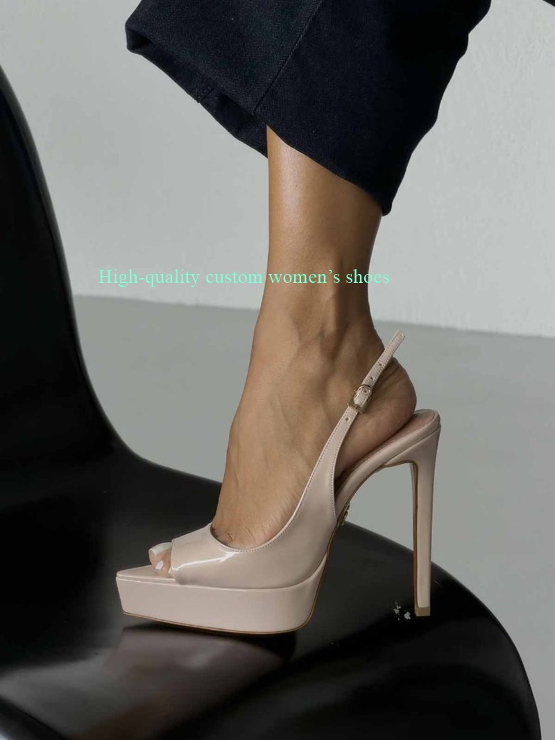 Women Shoes Logo - ゴールドポインテッドトゥフィッシュマウスウェブトゥプラットフォームソールスティレットヒールウェディングシューズ夏の新モデルセクシーな高級サンダル2026