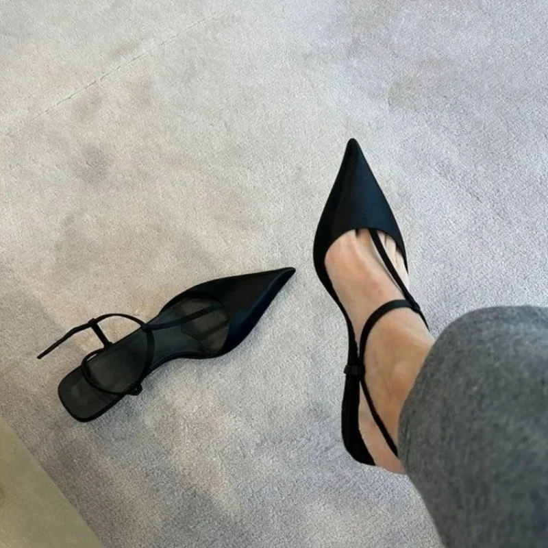 女性のためのセクシーな先のとがったつま先のサンダル、快適なロ - Women Shoes Ysl のレビューと価格