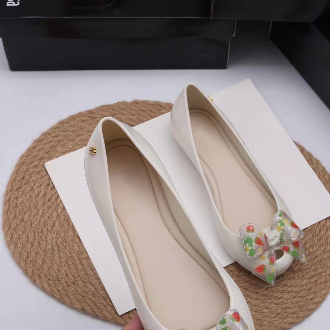新オリジナルレディースファッションブラジルブランドロゴ春シン - Women Shoes Logo のレビューと価格