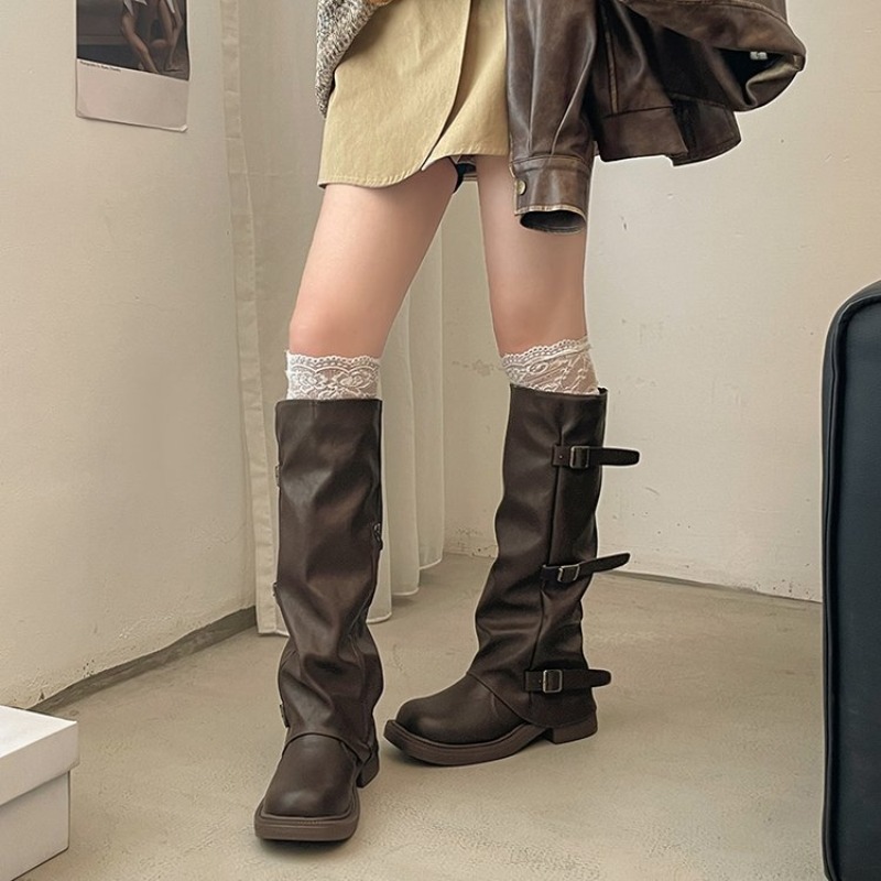 プリーツバックル付きレディースナイトブーツ 秋用ブラウンPU - Suede Ankle Boot のレビューと価格