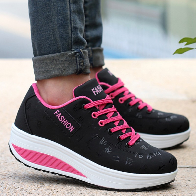 2025年新作 レディース ランニングシューズ 通気性抜群  - Women'S Shoes New Balance のレビューと価格